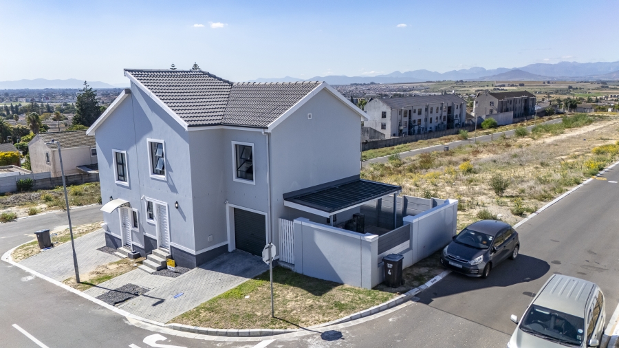 3 Bedroom Property for Sale in Brackenfell South Western Cape